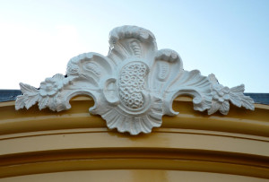 18th Century style Exterior Ornament